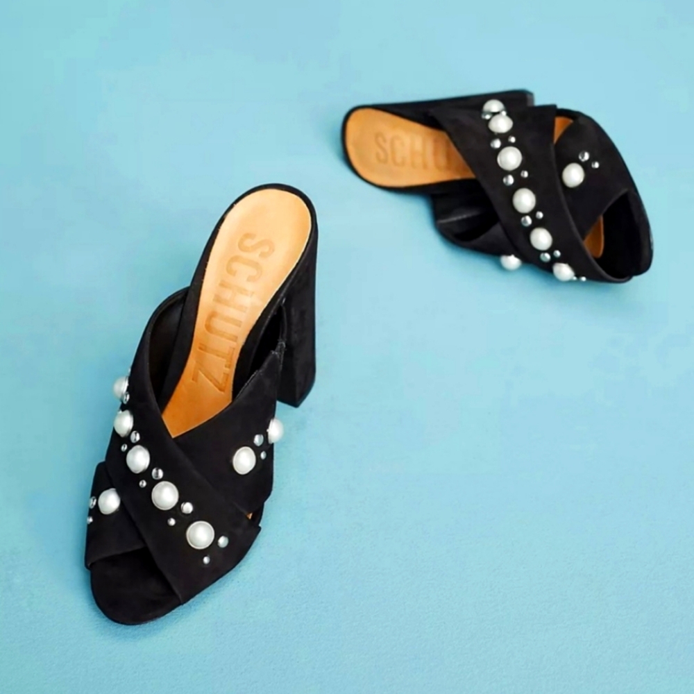 SCHUTZ ANTHROPOLOGY Suede Studded Detail Flip Flop size 7B